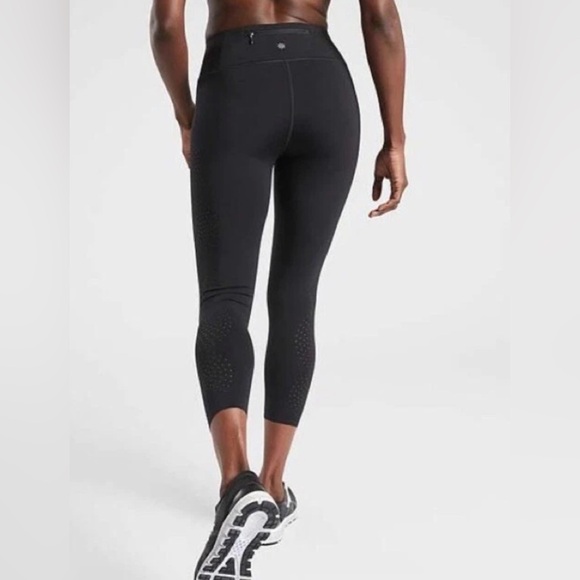 Athleta Boack Activewear Leggings - Picture 3 of 11